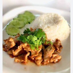 หมูกระเทียม