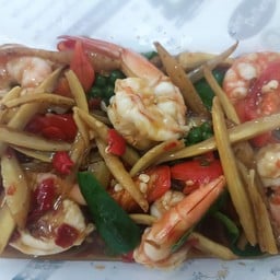 กุ้งผัดฉ่า กับข้าว