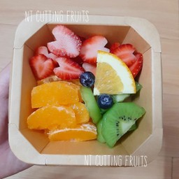 ผลไม้รวมปอกคว้านเมล็ด(เลือกผลไม้ได้) ขนาด 150 กรัม