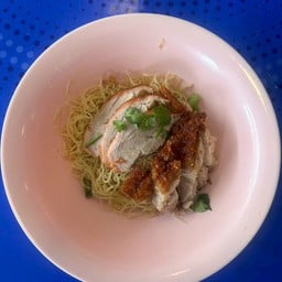 บะหมี่เป็ดกรอบ