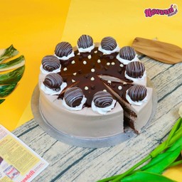 ช็อกเลิฟเวอร์ ตัด 10 ชิ้น แถมป้ายปัก Hbd