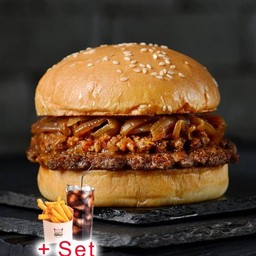 เบอร์เกอร์สแมชซอสพริก Set (Drink + Fries)