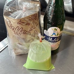 นมเขียวเย็น