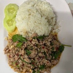 กะเพราหมูสับ