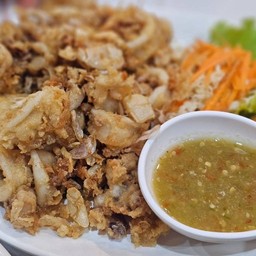 หมึกทอดกระเทียม