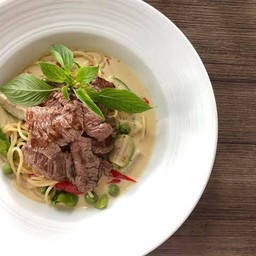 สปาเก็ตตี้เขียวหวานเนื้อวัว