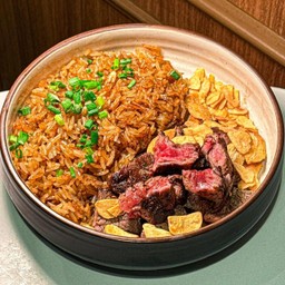 ข้าวผัดมันเนื้อออสเตเรียวากิว