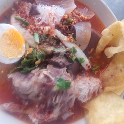ก๋วยเตี๋ยวโกรวย เลียบวารี23