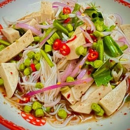 ยำขนมจีนหมูยอ