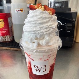 สตอเบอรี่นมสดฮอกไกโด สมูทตี้