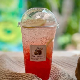 สตอเบอรี่โซดา