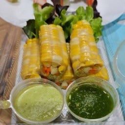 สลัดโรล สุขุมวิท85