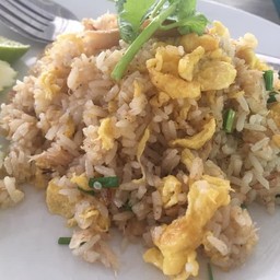 ข้าวผัดปู