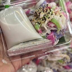 ขนมเล็บมือนาง หรือ ขนมด้วง