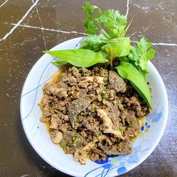 ลาบเนื้อคั่วสุก