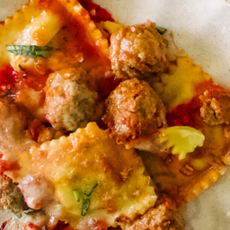 Ravioli spicy pork ball / ลาวิโอลี่ สไปรซี่พอคบอล