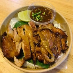 ข้าวไก่ย่าง เอ็มไอยู