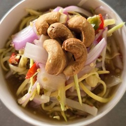 น้ำยำเครื่องเคียง