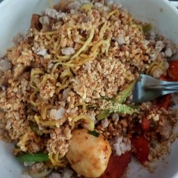ก๋วยเตี๋ยวต้มยำสุโขทัย & อาหารตามสั่ง ติวานนท์ 38 ตรงข้ามโรงเรียนทานสัมฤทธิ์