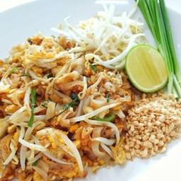 ผัดไทย ( ไม่ใส่ไข่ )