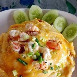 ไข่ข้นหน้ากุ้งราดข้าว