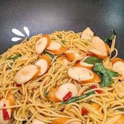 สปาเก็ตตี้ขี้เมาคอกเท็ลไก่