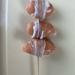 ไส้กรอกพันเบคอน