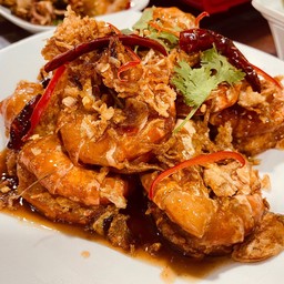กุ้งแม่น้ำ้ราดซอสมะขาม