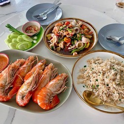 เซทเหลาทะเล/ข้าวผัดปูกลาง/กุ้งเผาครึ่งกิโล