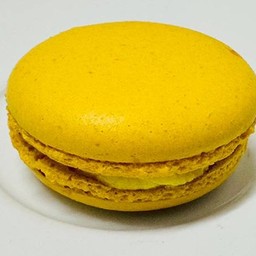 มาการองรสมะม่วงโยเกิร์ต Mango Yogurt Macarons
