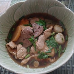 ลุงเท่งก๋วยเตี๋ยวไก่