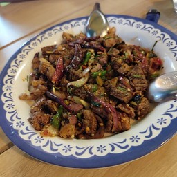 เสือหลงดง (เนื้อเสือร้องไห้)