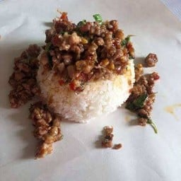 ผัดไท กะเพราห่อ ฮาลาล