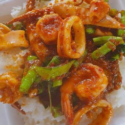 ข้าวพริกแกงทะเล