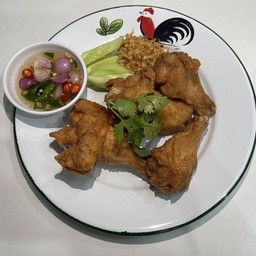 น่องไก่ทอด 4 ชิ้น