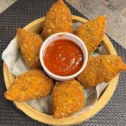 Paneer Kurkura Momo