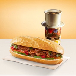 [DISCOUNT 20 BAHT] Banh Mi + Vietnamese Coffee