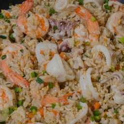 ข้าวผัดทะเล