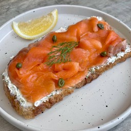 Smoked Salmon Toast