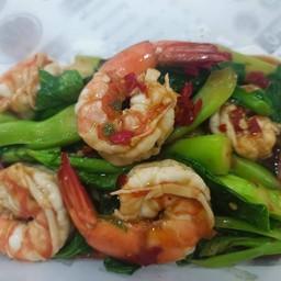 คะน้ากุ้งสด กับข้าว