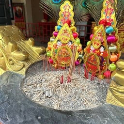 เจ้าแม่กวนอิมพันมือ Soho town