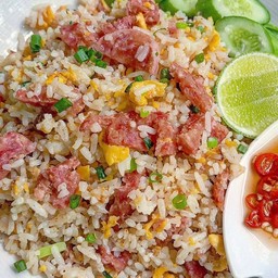 ข้าวผัดเเหนม