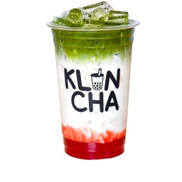 มัทฉะนมสดสตอเบอรี่