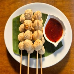 ลูกชิ้นหมูปิ้ง(ชุด)