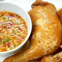 ไก่ต้มน้ำปลา