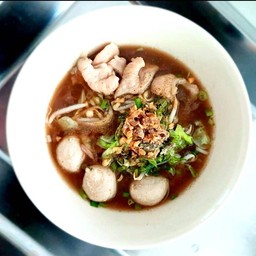 เกาเหลาลูกชิ้นหมูนุ่ม