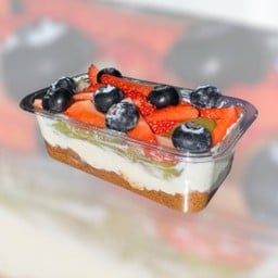 พายกรีกโยเกิร์ตผลไม้ (เลือกผลไม้เองได้เลยค่ะ)