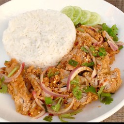 ข้าวยำไก่แซ่บ