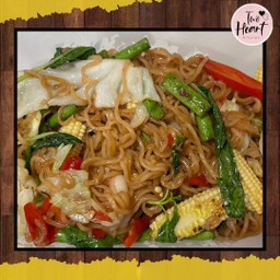 มาม่าผัดขี้เมาแห้ง