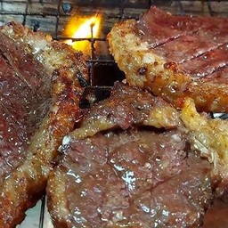 เนื้อย่างติดมัน